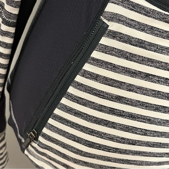 Lululemon Run Hills 1/2 Zip Gray Stripe Long Sleeve Pullover - Picture 9 of 14